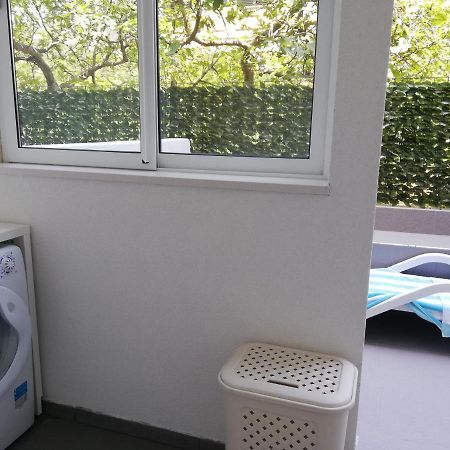 Apartmani Dina Makarska Exterior photo